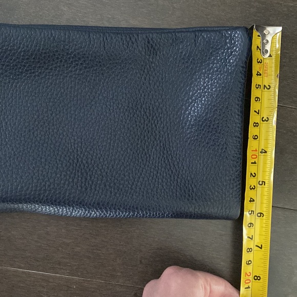 New, never worn navy blue Marlin Firenze leather wristlet/clutch. - Picture 7 of 7